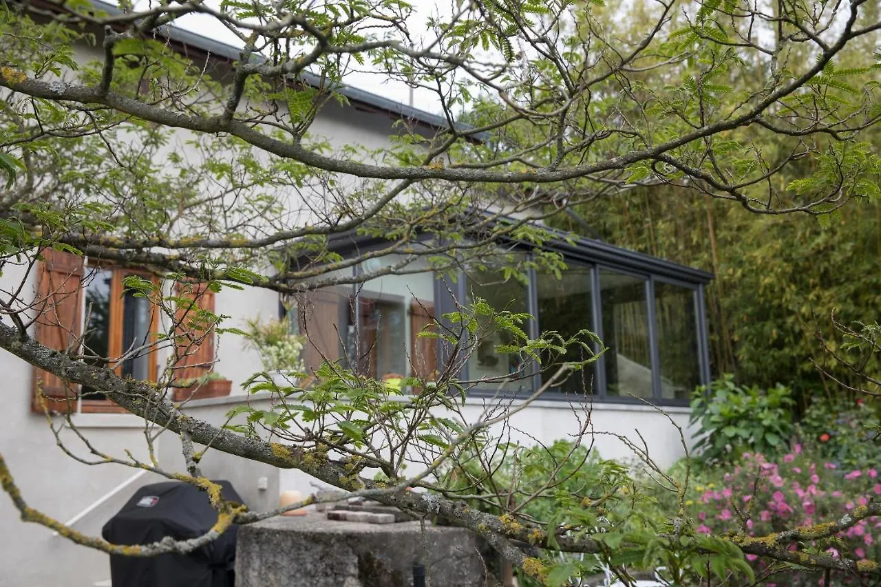 Agreable Logement Independant Avec Veranda Vienne